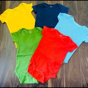 Carter’s Baby Boy’s Onesies Size: 24M